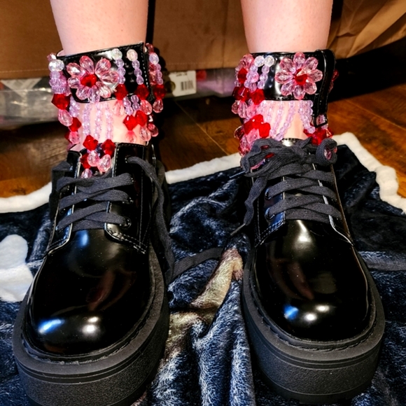 NWT Dolls Kill Bad Ass Flower Power Boho Hippie Beaded MaryJanes - Picture 2 of 8